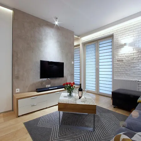 Διαμέρισμα 4uapart-apartment Picasso *